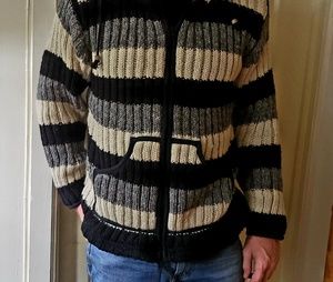 VINTAGE Nepalese 100% Wool zip up jacket hoodie